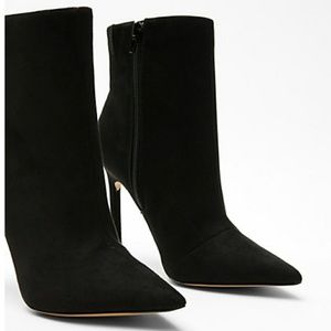 New! EXPRESS boots